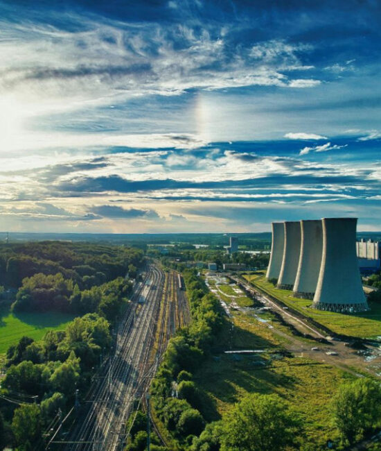Francia, prevista la costruzione di nuovi impianti nucleari