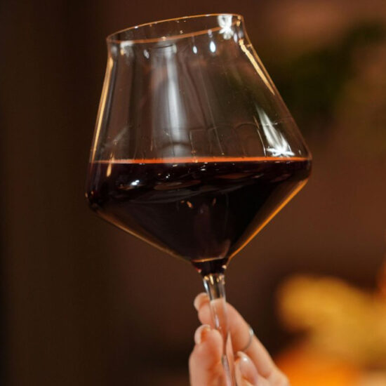 settore vitivinicolo interessato dalle nuove regole UE su aiuti, etichette e vini zero alcol