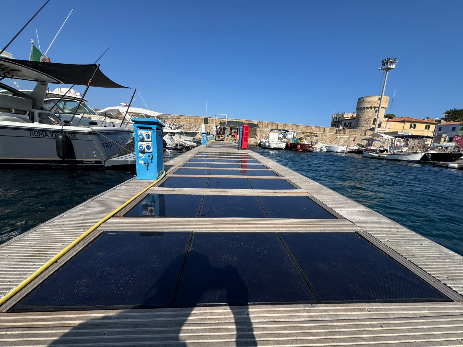 pontile fotovoltaico calpestabili 